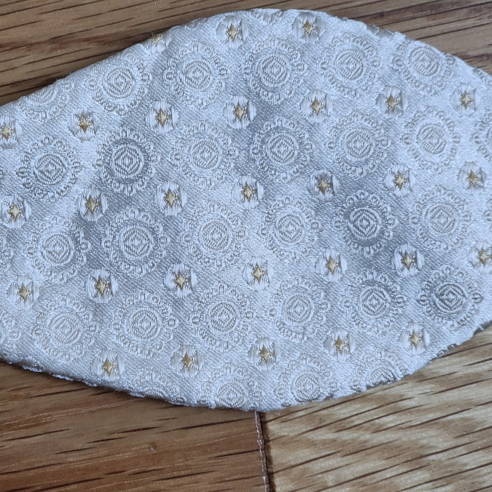 Off White/Cream with Gold Flakes Silk Men's Bowtie